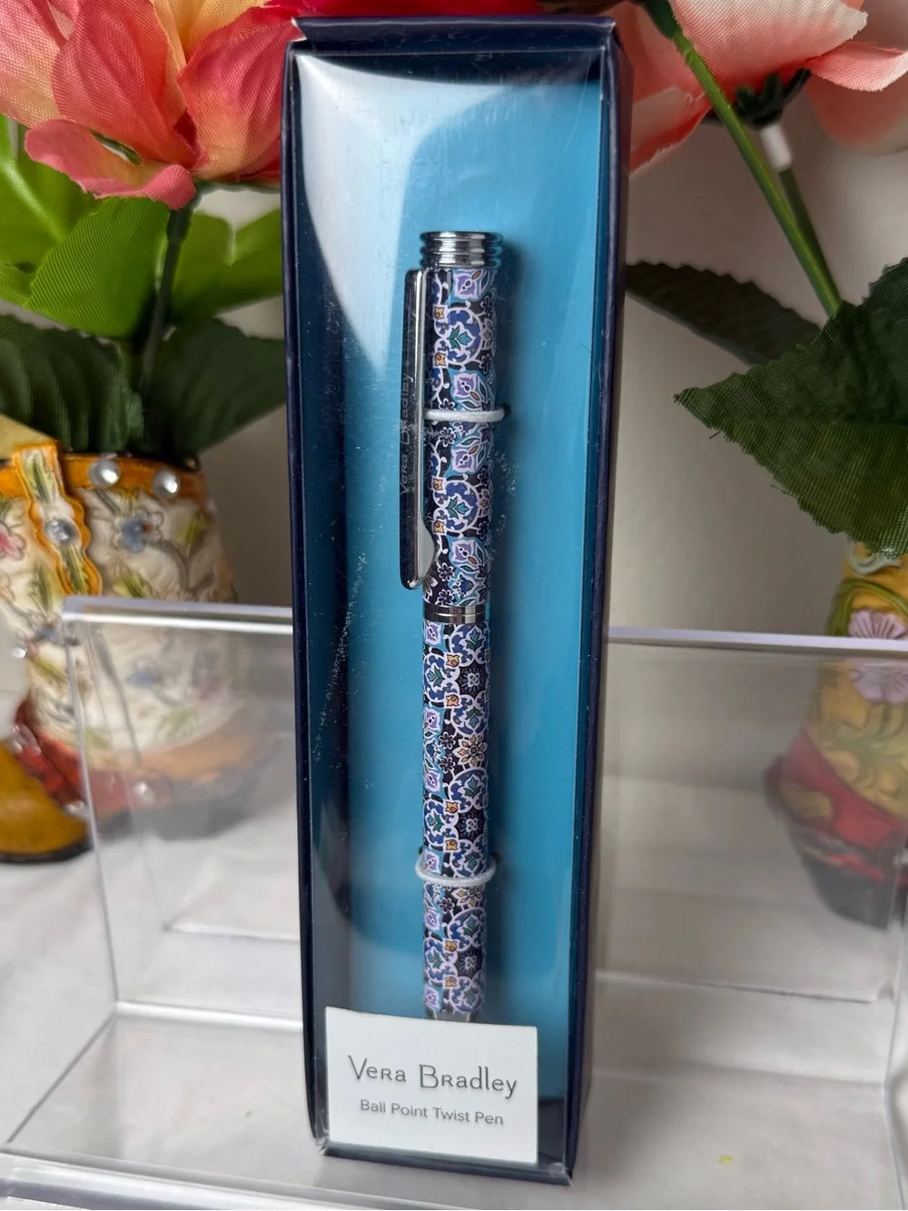 NWT Vera Bradley Lisbon Medallion Cool Ball Point Pen
